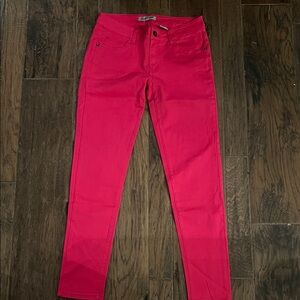 Stylish Pink Skinny Pants